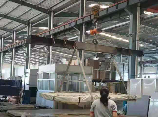 密閉式冷卻塔生產(chǎn)車間實拍